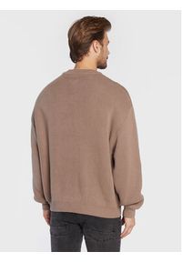 Redefined Rebel Sweter Bastian 212056 Brązowy Regular Fit. Kolor: brązowy. Materiał: bawełna