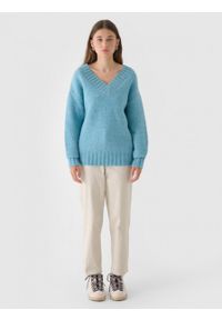 outhorn - Sweter z wełną i alpaką damski - niebieski. Typ kołnierza: dekolt w serek. Kolekcja: plus size. Kolor: niebieski. Materiał: wełna