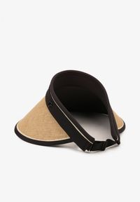 Renee - Beżowa Czapka Daszek z Plecionego Materiału Wykończony Gumką z Regulacją Aevac. Kolor: beżowy. Materiał: materiał. Sezon: lato. Styl: boho, elegancki, casual