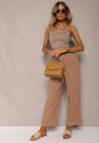 Renee - Beżowe Spodnie Regular w Prążki High Waist Sallamia. Okazja: na co dzień. Stan: podwyższony. Kolor: beżowy. Materiał: tkanina. Wzór: prążki. Styl: klasyczny, elegancki, casual #7