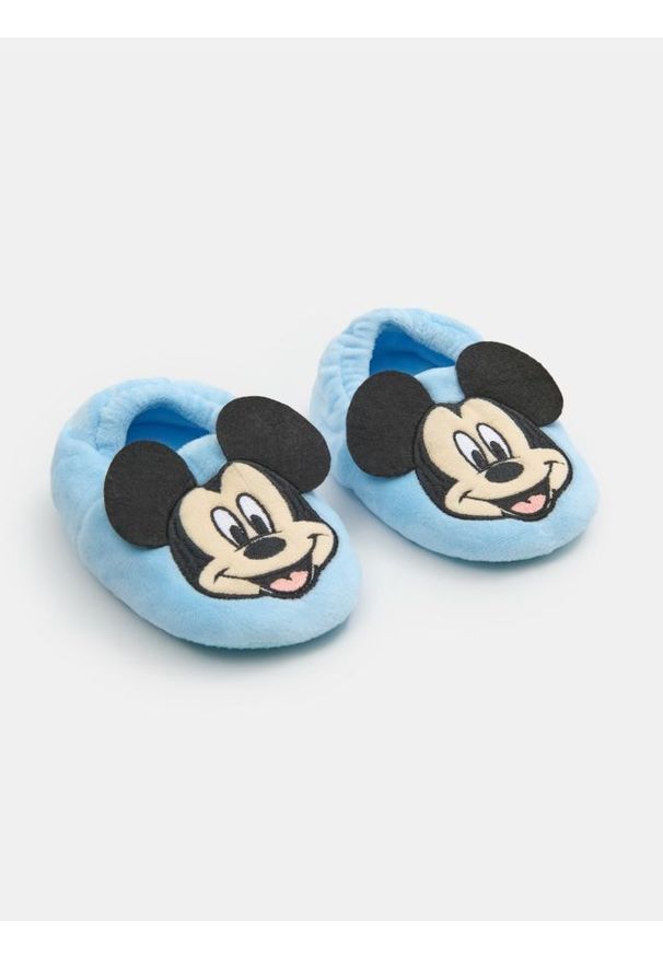 Sinsay - Kapcie z elementami 3D Mickey Mouse - błękitny. Kolor: niebieski. Wzór: motyw z bajki