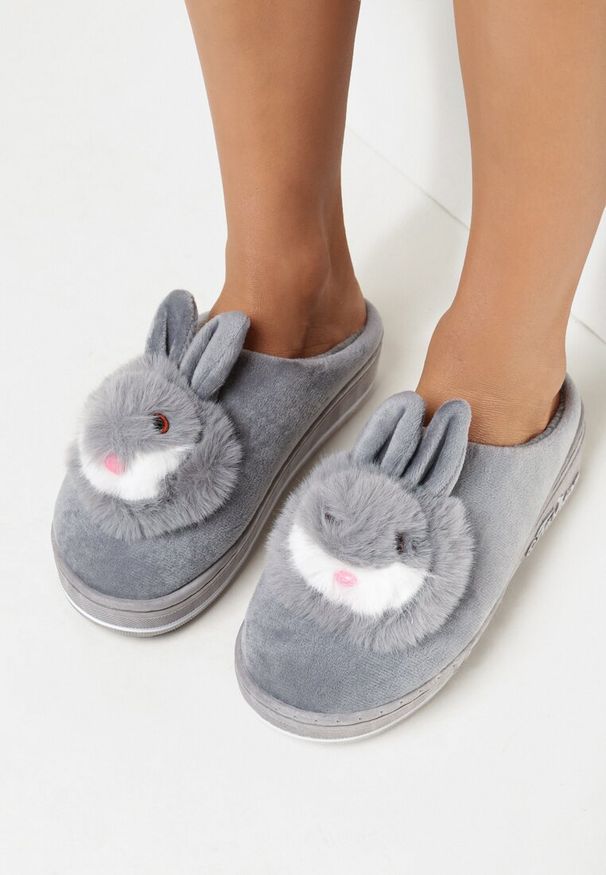 Born2be - Szare Kapcie na Grubej Podeszwie z Króliczkiem Puppis. Okazja: do domu. Zapięcie: bez zapięcia. Kolor: szary. Wzór: aplikacja