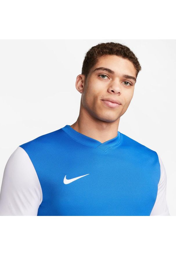 Koszulka piłkarska męska Nike Drifit Tiempo Premier 2. Kolor: wielokolorowy. Długość rękawa: krótki rękaw. Długość: krótkie. Sport: piłka nożna