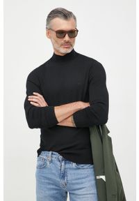 Calvin Klein sweter wełniany męski kolor czarny lekki z półgolfem. Okazja: na co dzień. Kolor: czarny. Materiał: wełna. Styl: casual #1