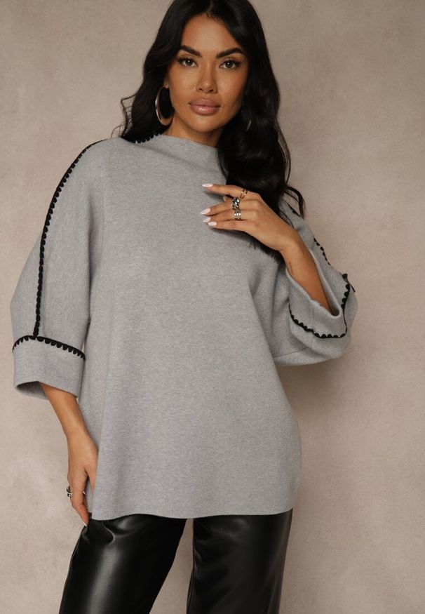 Renee - Szary Sweter Ozdobiony Lamówką na Rękawach Tusenna. Okazja: na co dzień. Kolor: szary. Materiał: jeans. Wzór: aplikacja. Styl: casual, elegancki, wizytowy