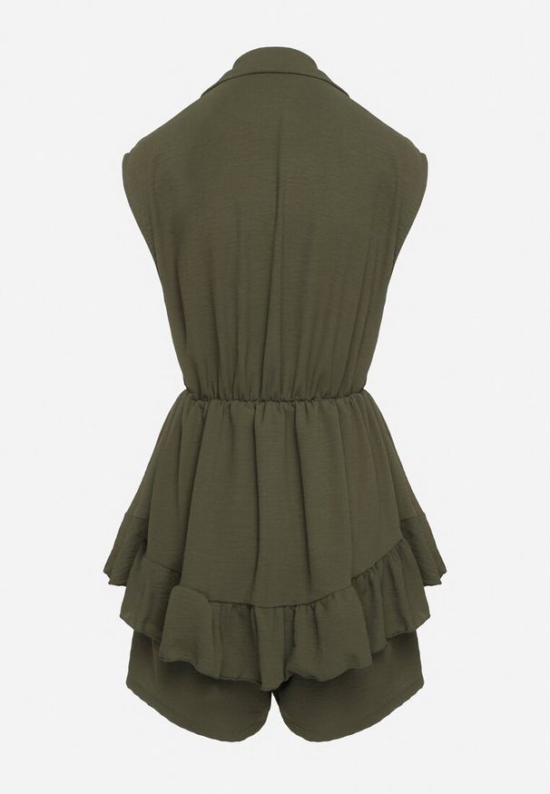 Born2be - Ciemnozielony Krótki Kombinezon z Falbankami i Kołnierzykiem Laravia. Kolor: zielony. Długość: krótkie. Styl: wizytowy, elegancki