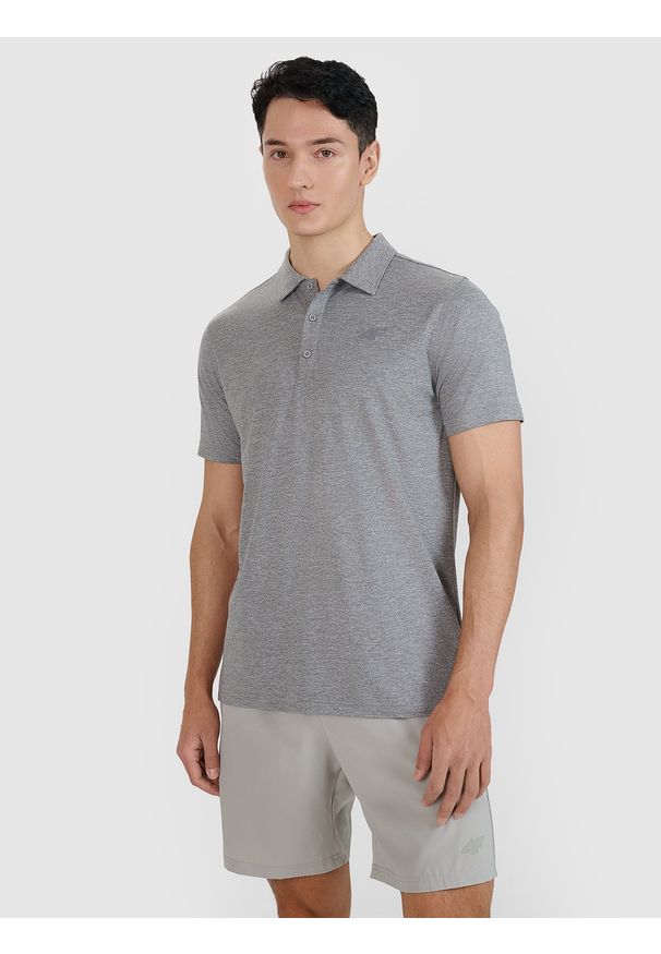 4f - 4F Koszulka polo regular szybkoschnąca męska - szara M. Okazja: na co dzień. Typ kołnierza: polo. Kolor: szary. Materiał: dzianina, elastan, włókno, syntetyk, materiał, jersey. Wzór: gładki, jednolity, ze splotem. Sezon: lato. Styl: casual, klasyczny, sportowy