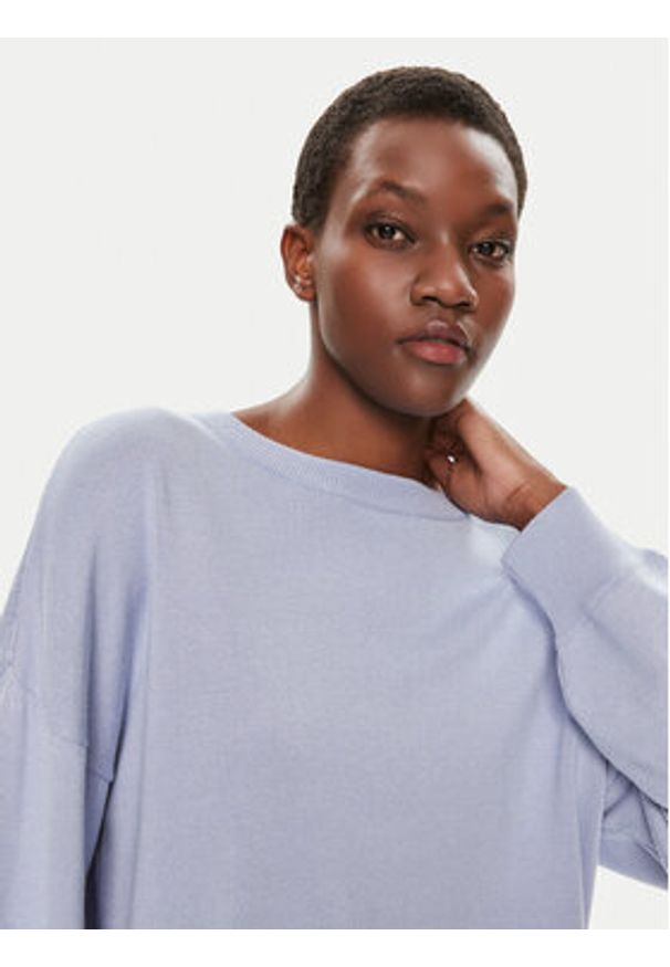 Tamaris Apparel Sweter Bari TAW0319 Błękitny Loose Fit. Kolor: niebieski. Materiał: wiskoza