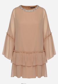 Born2be - Beżowa Rozkloszowana Sukienka Mini z Dekoltem Ozdobionym Cyrkoniami i Falbanką Stevianta. Kolor: beżowy. Wzór: aplikacja. Długość: mini #7