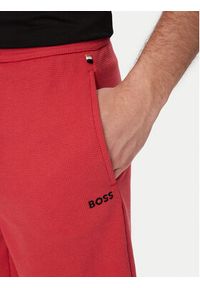 BOSS Szorty sportowe Waffle 50535884 Czerwony Regular Fit. Kolor: czerwony. Materiał: bawełna. Styl: sportowy #2