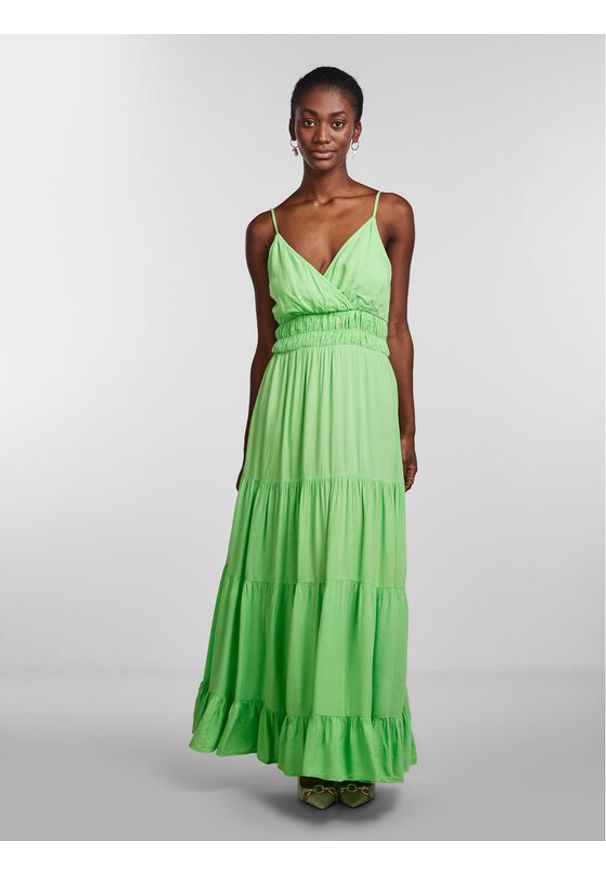 YAS Sukienka 26026350 Zielony Regular Fit. Kolor: zielony