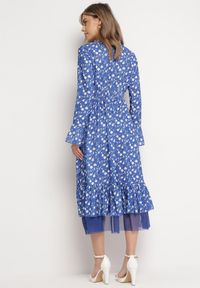 Born2be - Niebieska Asymetryczna Sukienka Midi Rozkloszowana z Siateczką Tivora. Kolor: niebieski. Typ sukienki: asymetryczne. Długość: midi #7