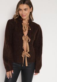 Born2be - Brązowy Kardigan z Wełną i Bufiastymi Rękawami Wiązany na Plecach Tuseleia. Okazja: na co dzień. Kolor: brązowy. Materiał: wełna. Styl: casual #4