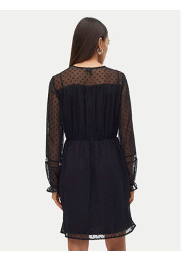 Vero Moda Sukienka codzienna Leah 10314693 Czarny Regular Fit. Okazja: na co dzień. Kolor: czarny. Materiał: syntetyk. Typ sukienki: proste. Styl: casual