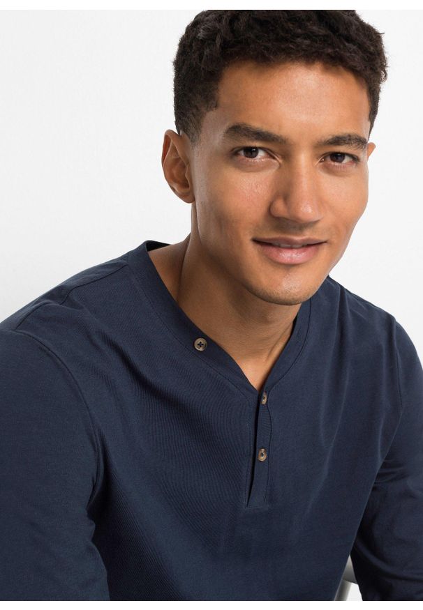 bonprix - Bluzka z dekoltem henley, długim rękawem, z czystej bawełny organicznej (2 szt.). Typ kołnierza: typu henley. Kolor: niebieski. Materiał: bawełna. Długość rękawa: długi rękaw. Długość: długie. Styl: klasyczny