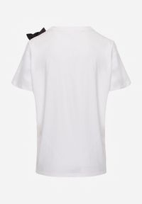 Renee - Biało-Czarny Bawełniany T-shirt o Klasycznym Kroju z Kwiatowymi Aplikacjami 3D Morgane. Okazja: do pracy. Kolor: biały. Materiał: bawełna. Wzór: aplikacja, kwiaty. Styl: klasyczny #6