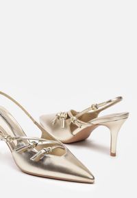 Born2be - Złote Sandały z Ekoskóry na Szpilce z Odkrytą Piętą i Regulowanymi Paskami Ellada. Zapięcie: pasek. Kolor: złoty. Materiał: koronka. Sezon: lato. Obcas: na szpilce #5