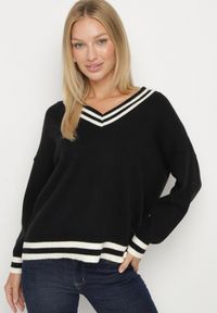 Born2be - Czarny Sweter z Domieszką Kaszmiru w Stylu Preppy Liendria. Okazja: na spotkanie biznesowe, do pracy, na co dzień. Kolor: czarny. Materiał: kaszmir. Wzór: aplikacja. Styl: biznesowy, klasyczny, casual #6