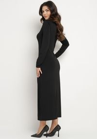Born2be - Czarna Sukienka z Marszczeniem o Dopasowanym Kroju Naliraia. Okazja: na co dzień. Kolor: czarny. Długość rękawa: długi rękaw. Typ sukienki: proste, dopasowane. Styl: elegancki, casual, rockowy #2