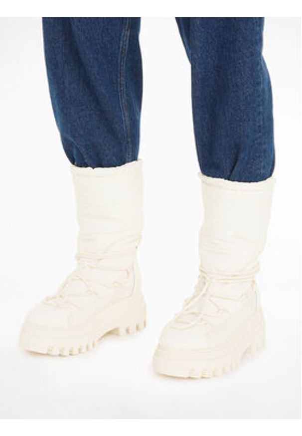 Calvin Klein Jeans Śniegowce Flatform Snow Boot Nylon Wn YW0YW01146 Biały. Kolor: biały. Materiał: materiał
