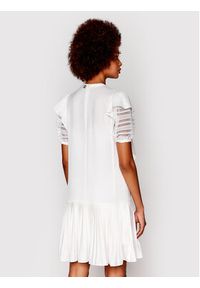 TwinSet - TWINSET Sukienka codzienna 221TP2677 Biały Regular Fit. Okazja: na co dzień. Kolor: biały. Materiał: syntetyk. Typ sukienki: proste. Styl: casual