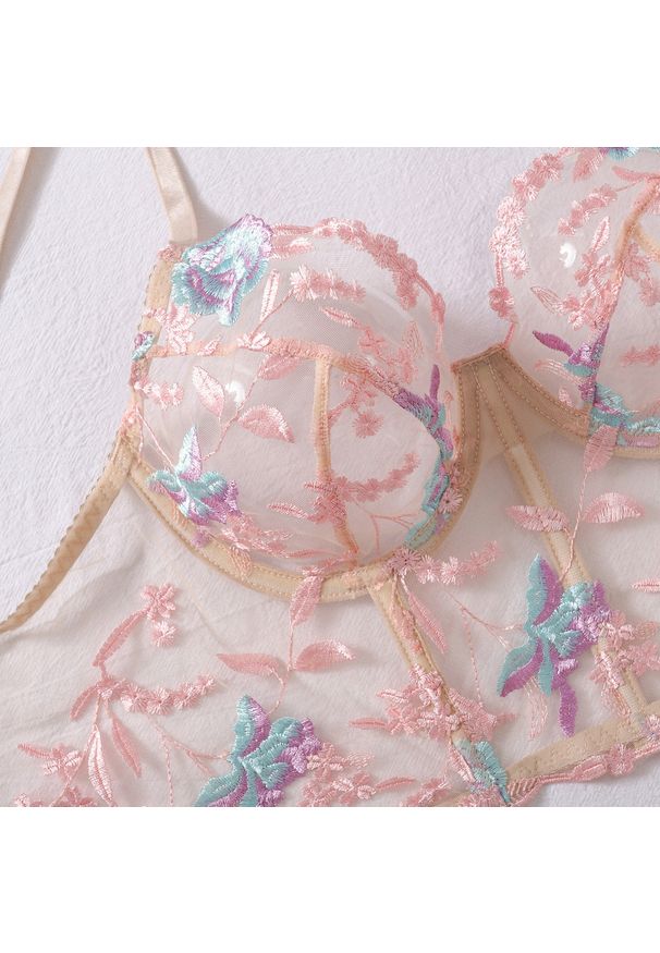 Intica - Komplet bielizny z gorsetowym biustonoszem i haftem na romantyczne wieczory Senija. Kolor: beżowy. Materiał: materiał. Wzór: haft