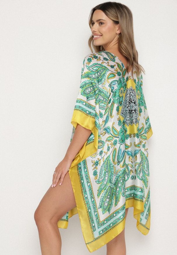 Born2be - Żółte Lekkie Ponczo Narzutka z Jedwabiu i Wiskozy w Ornamentalny Wzór Azendia. Okazja: na spacer, na plażę, na co dzień. Typ kołnierza: dekolt w kształcie V. Kolor: żółty. Materiał: wiskoza, jedwab. Wzór: aplikacja. Sezon: lato. Styl: casual, klasyczny