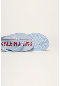 Calvin Klein Jeans - Japonki. Kolor: niebieski. Materiał: syntetyk, materiał. Wysokość obcasa: bez obcasa, niski #2