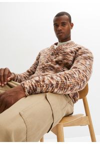 bonprix - Sweter rozpinany. Typ kołnierza: dekolt w serek. Kolor: brązowy. Wzór: prążki #1