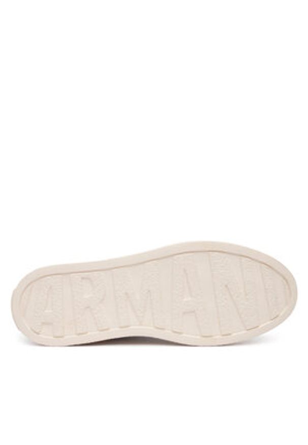 Armani Exchange Sneakersy XM002200 AF21419 MC105 Czarny. Kolor: czarny. Materiał: skóra