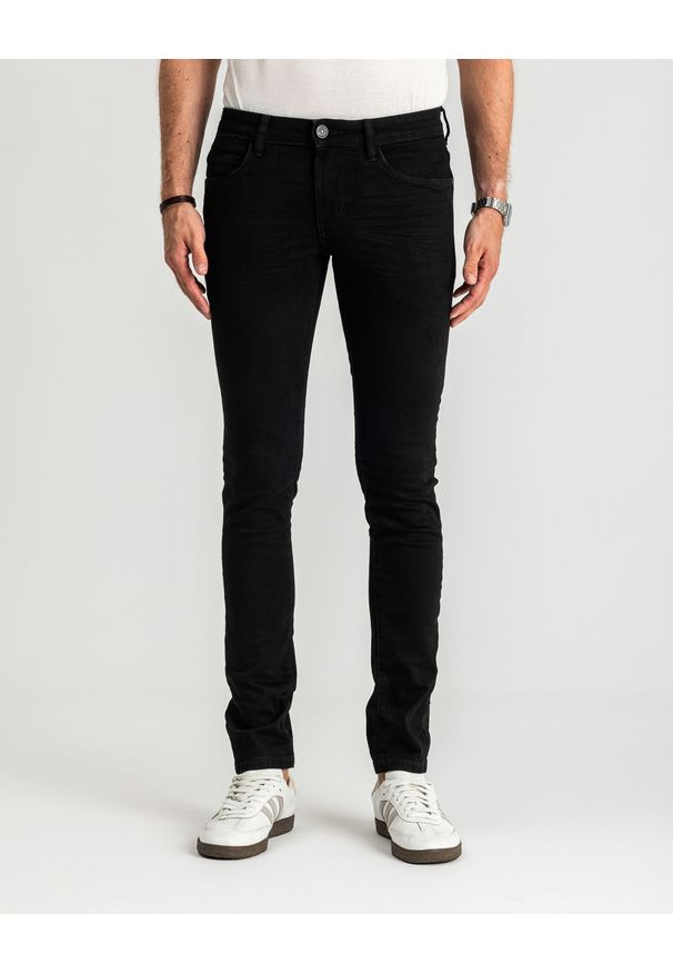 Męskie Spodnie Jeansowe Tom Tailor Troy Czarne Slim Fit 1021160 10270. Okazja: na co dzień, na spotkanie biznesowe, na randkę. Kolor: czarny. Wzór: gładki. Styl: klasyczny, casual, biznesowy, elegancki