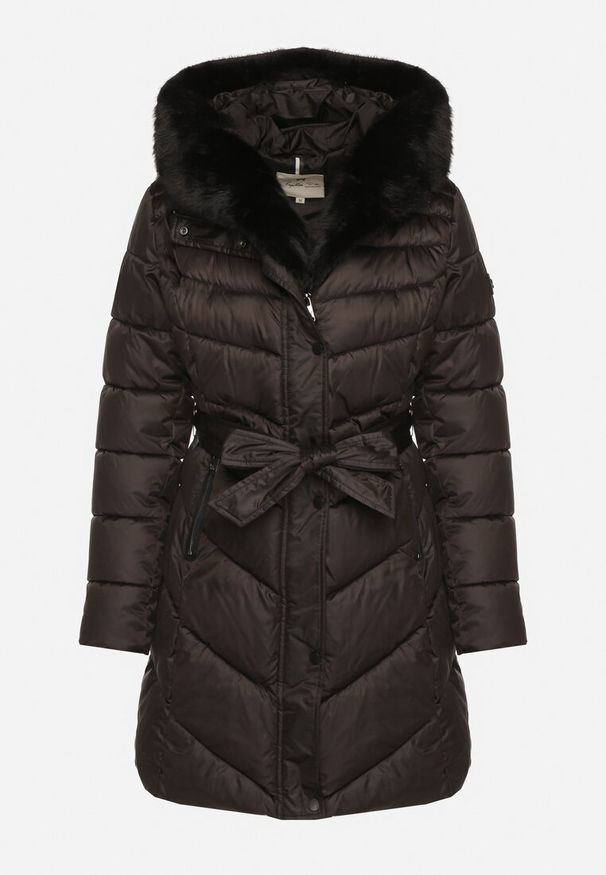 Born2be - Czarna Pikowana Kurtka z Wiązanym Paskiem i Kapturem z Futerkiem Fenama. Okazja: na co dzień, na spacer. Kolor: czarny. Materiał: futro. Styl: casual, elegancki