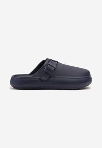 Born2be - Granatowe Klapki Piankowe z Klamerką Gleo. Okazja: na co dzień. Kolor: niebieski. Sezon: lato. Styl: elegancki, casual