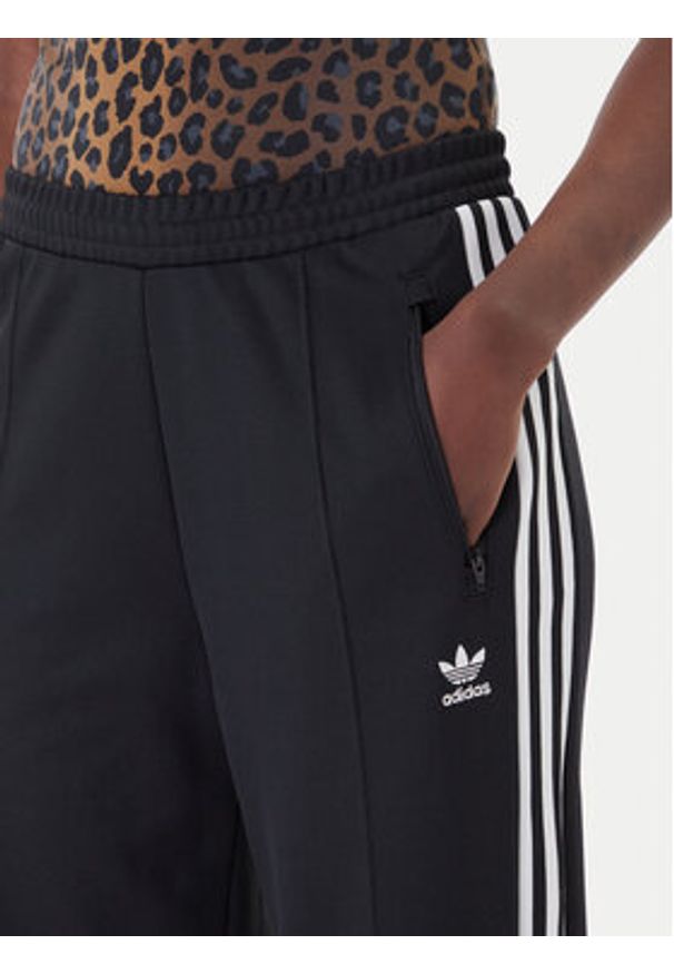 Adidas - adidas Spodnie dresowe Beckenbauer KB2984 Czarny Regular Fit. Kolor: czarny. Materiał: syntetyk, bawełna