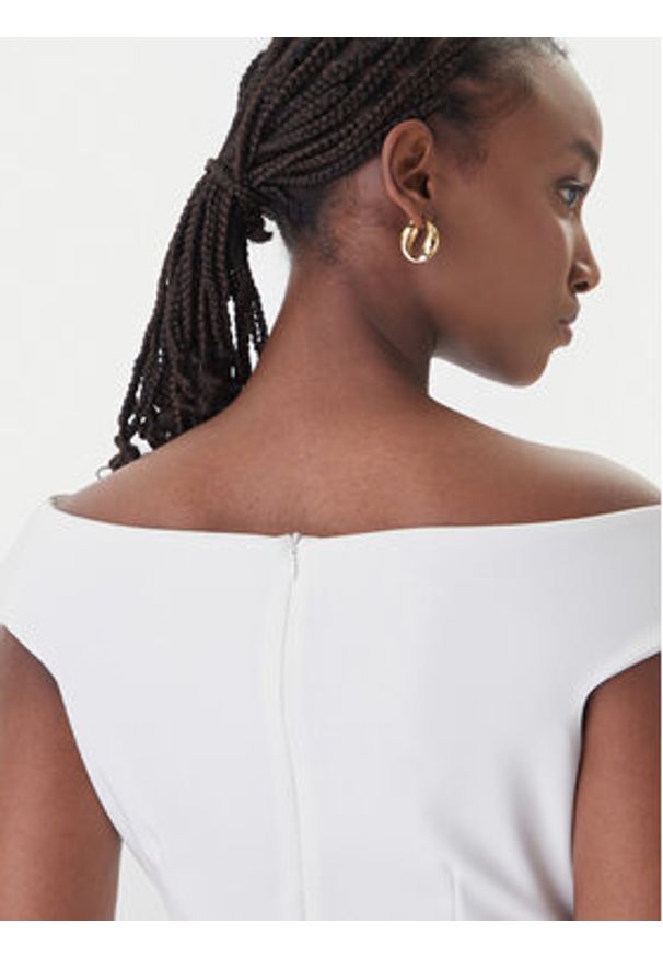 Rinascimento Sukienka koktajlowa CFC0127755003 Biały Slim Fit. Kolor: biały. Materiał: syntetyk. Styl: wizytowy