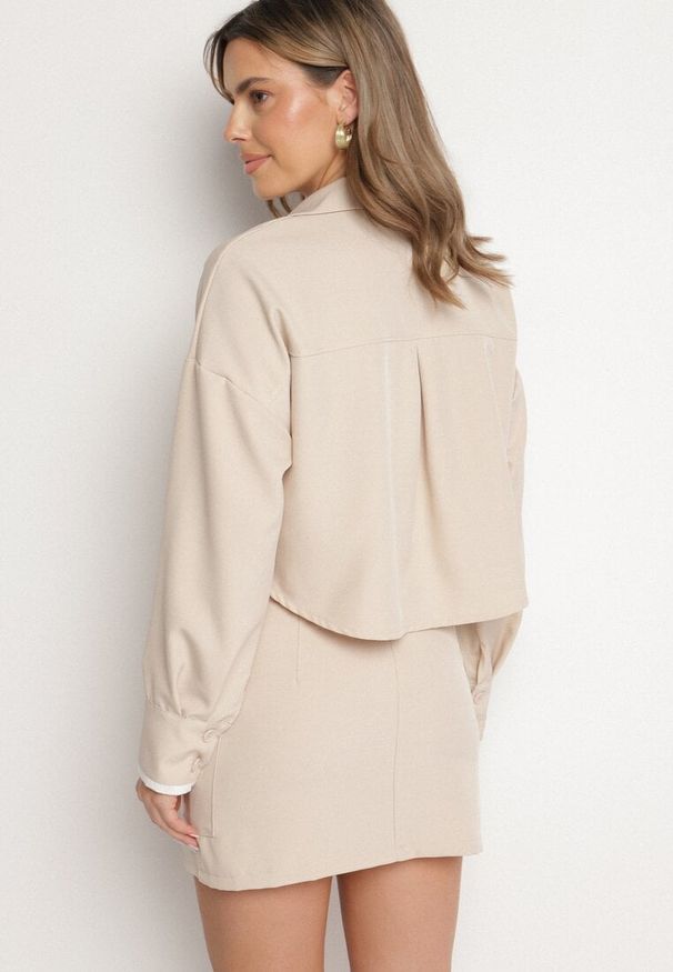 Born2be - Beżowy Komplet Koszula i Spódnica z Imitacją Kieszeni Zensedi. Kolor: beżowy