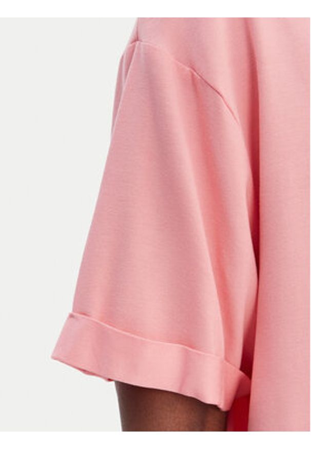 Guess T-Shirt E5GI07 K68D2 Różowy Regular Fit. Kolor: różowy. Materiał: wiskoza