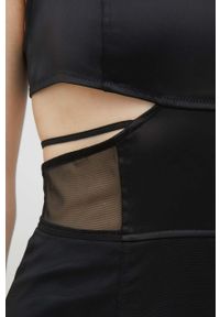 Calvin Klein Jeans sukienka kolor czarny mini prosta. Okazja: na co dzień. Kolor: czarny. Długość rękawa: na ramiączkach. Typ sukienki: proste. Styl: casual. Długość: mini #5