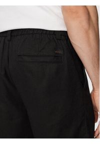 BOSS Szorty materiałowe 50559178 Czarny Regular Fit. Kolor: czarny. Materiał: len #3