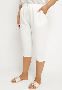 Born2be - Jasnobeżowe Spodnie z Gumką w Pasie 7/8 Tenimira. Okazja: na co dzień, na spacer. Kolekcja: plus size. Kolor: beżowy. Styl: klasyczny, elegancki, casual