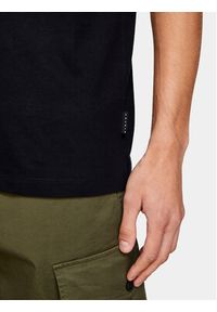 Sisley T-Shirt 3096S101J Czarny Regular Fit. Kolor: czarny. Materiał: bawełna #7