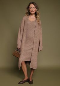 Born2be - Ciemnobeżowy Komplet Dzianinowy z Wełną Długi Kardigan i Sukienka w Prążki Falandrea. Kolor: beżowy. Materiał: dzianina, wełna. Wzór: prążki