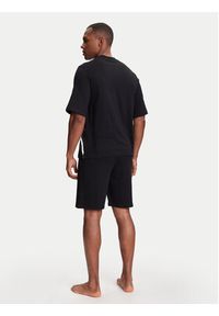 United Colors of Benetton - United Colors Of Benetton Piżama 30964P02V Czarny Regular Fit. Kolor: czarny. Materiał: bawełna
