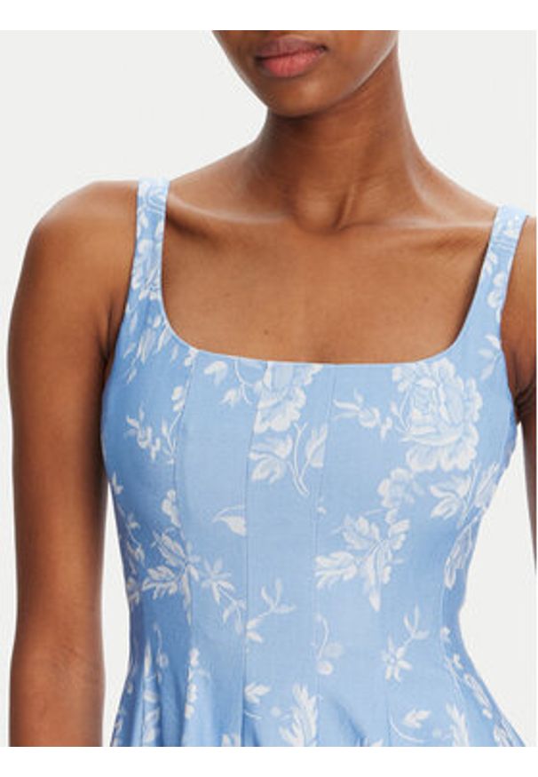 STAUD Sukienka letnia Wells R25R2188TJ Niebieski Regular Fit. Kolor: niebieski. Materiał: wiskoza. Sezon: lato