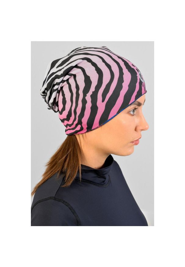 NESSI SPORTSWEAR - Czapka smerfetka termoaktywna dwustronna Unisex Nessi Sportswear. Kolor: różowy. Styl: sportowy