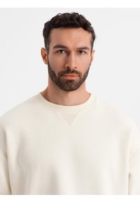 Ombre Clothing - Klasyczna bluza dresowa unisex z okrągłym dekoltem – kremowa V2 OU-SNBC-0104 - XL/XXL. Kolor: kremowy. Materiał: dresówka. Wzór: aplikacja. Styl: klasyczny #8