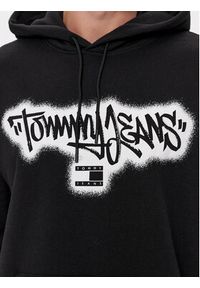 Tommy Jeans Bluza Spray Graffiti DM0DM18419 Czarny Relaxed Fit. Kolor: czarny. Materiał: bawełna