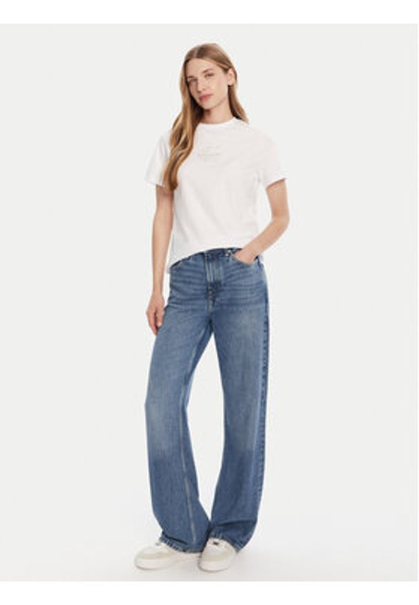 Calvin Klein Jeans T-Shirt Classic Monologo LV047D873G Biały Regular Fit. Kolor: biały. Materiał: bawełna