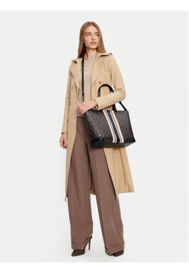 Armani Exchange Torebka 949127 4R733 04759 Brązowy. Kolor: brązowy. Materiał: skórzane