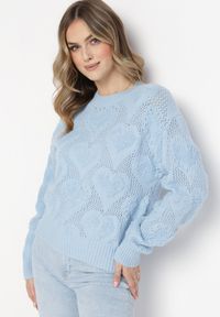 Born2be - Jasnoniebieski Sweter w Serca o Klasycznym Fasonie ze Ściągaczami Biriet. Kolor: niebieski. Materiał: bawełna, wełna. Styl: klasyczny #5